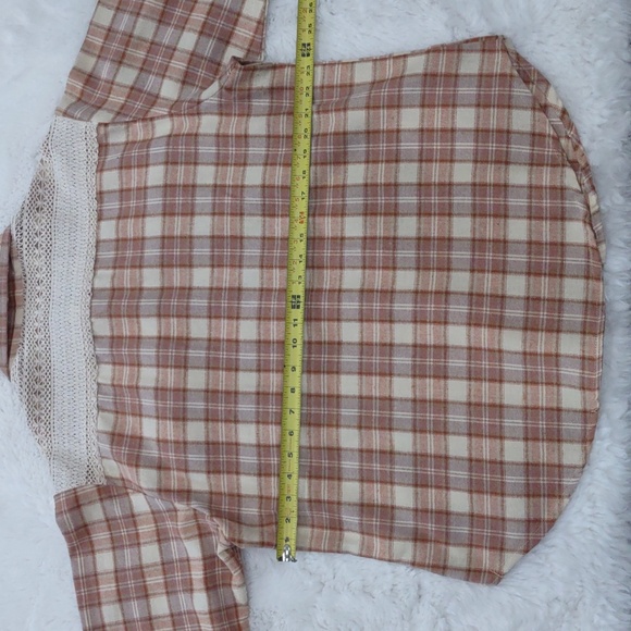 EDEN & OLIVIA LONG SLEEVE T-SHIRT. - Picture 12 of 17